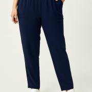 Παντελόνι Plus Size με Ελαστική Μέση & Πλαϊνές Τσέπες – Άνετο & Casual Chic