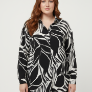 Πουκάμισο Plus Size με Abstract Μαύρο‑Λευκό Print – Κομψό & Μοντέρνο