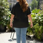 Μπλούζα Plus Size Δίχρωμη με Contrast Trim – Minimal Chic Style