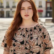 6. Product Short Description Μπλουζάκι 100% rayon με leaf print. Plus size εφαρμογή, άνετο και ιδανικό για chic και καλοκαιρινές εμφανίσεις.